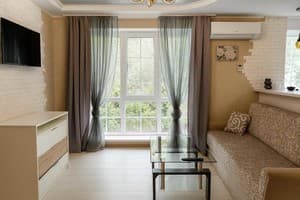 1-ком., Каменогорская 13 1