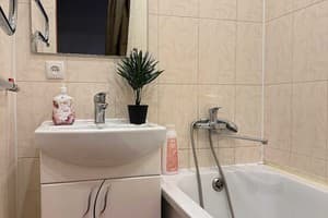 2-ком. по ул. Запорожской 15 11