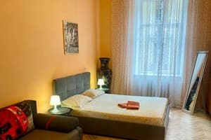 Квартира 2 кімнатна, біля Палацу Потоцьких. Апартаменти 4-місний (4+4) 2