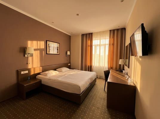 Александровский 7