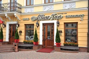 Отель AllureInn