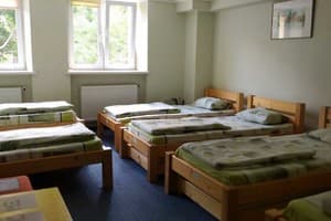 Отель Avino Apart Hotel. Место в женском 6-местном номере с собственным санузлом 1