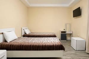 Готель Bloom Hotel. Стандарт двомісний twin 2