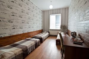 Хостел Центр . Эконом трехместный  2