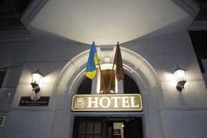 Отель ЦісаR Банкіръ