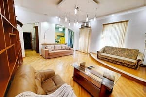 Дворівнева по вул. Юліана Матвійчука. Alex Apartments 2