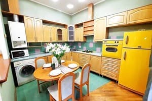 Дворівнева по вул. Юліана Матвійчука. Alex Apartments 5