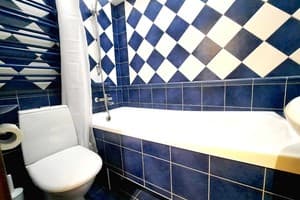 Дворівнева по вул. Юліана Матвійчука. Alex Apartments 10