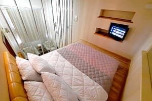 Дворівнева по вул. Юліана Матвійчука. Alex Apartments 11