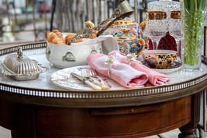 ЭстерХаус 28