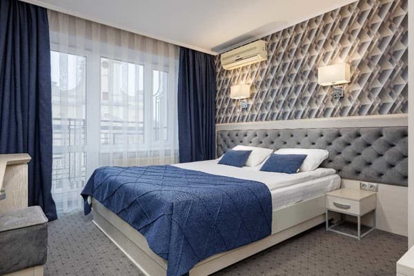 Евроотель 12