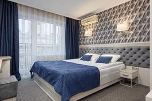 Отель Евроотель. Стандарт двухместный с балконом 1