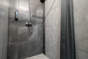 Хостел  GREEN HOUSE. Полулюкс двухместный +2 VIP 18 5