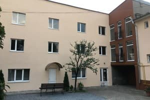 Gesthouse & Parking 9