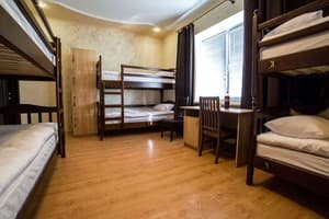 Хостел HOLLYWOOD Hostel. Место в общем 8-местном номере №3 3