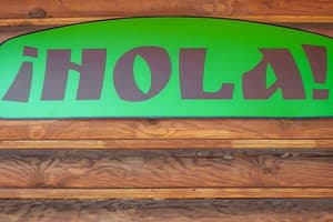HoLa 9