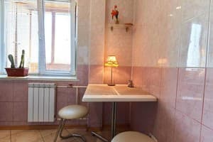 Квартира Home Hotel ул. Евгения Сверстюка 8. Апартаменты трехместный ул. Е. Сверстюка, 8 8