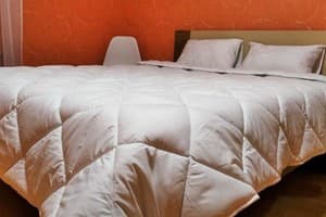 Красное и белое,Alex Apartments (бесконтактное заселение 24/7) 1