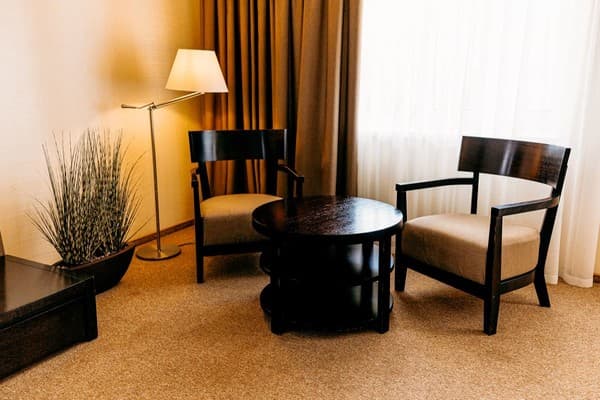 Lavina Park Hotel 3