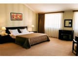Lavina Park Hotel 7