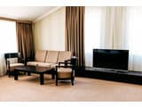 Lavina Park Hotel 8