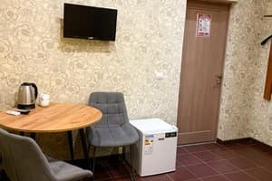 Мини-отель Леон. Стандарт двухместный № 4 (без окон) 4