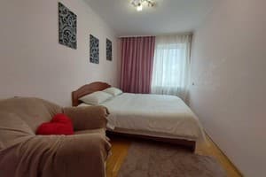 Квартира Луцк сутки Трехкомнатные на Сухомлинского
