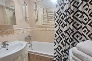 Квартира Lutsk Apartment на вул. Кравчука, 34а. Апартаменти 6-місний трикімнатні 6