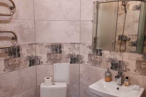 Luxury Apartments, ул. Михаила Мулика, возле авто и ж/д вокзала 10