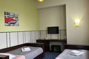 Отель MARISS hotel & business. Комфорт трехместный  2