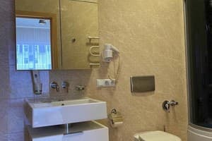 Отель MARISS hotel & business. Люкс двухместный для молодоженов (двухкомнатный) 20