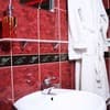 Мини-отель Mamba Hotel. №4 Романтический номер с джакузи – в укрытии 13