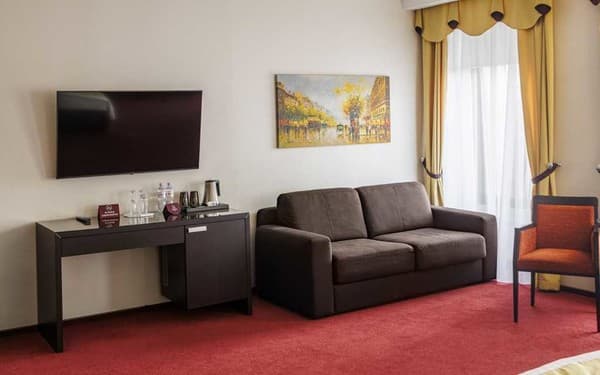 Menorah Hotel 18