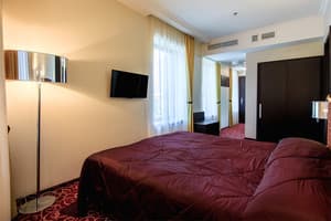 Готель Menorah Hotel. Стандарт двомісний Економ   (двомісне розміщення) 2