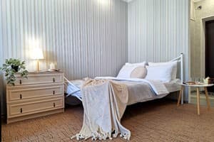 Однокомнатная с 2 кроватями, ванной и кондиционером. Alex Apartments 7