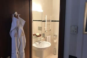 Отель Отрада. Стандарт двухместный Цокольный этаж 8