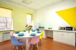 P2b hostel & bar 3