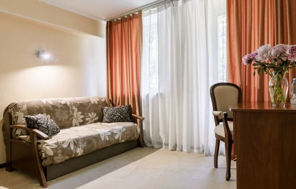 Печерский 20