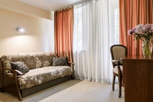 Отель Печерский. Семейный трехместный Люкс 9