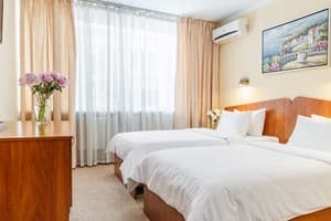 Отель Печерский. Стандарт двухместный стандарт с раздельными кроватьями 2