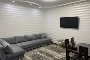 Петровский 12