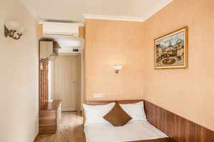 Отель Писанка Hotel & SPA. Комфорт одноместный с балконом 1