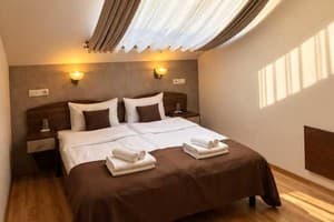 Готель Писанка Hotel & SPA. Стандарт двомісний з даховим вікном 11