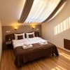 Готель Писанка Hotel & SPA. Стандарт двомісний з даховим вікном 11