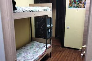 Хостел Радуга. Місце у загальному 4-місному номері  1
