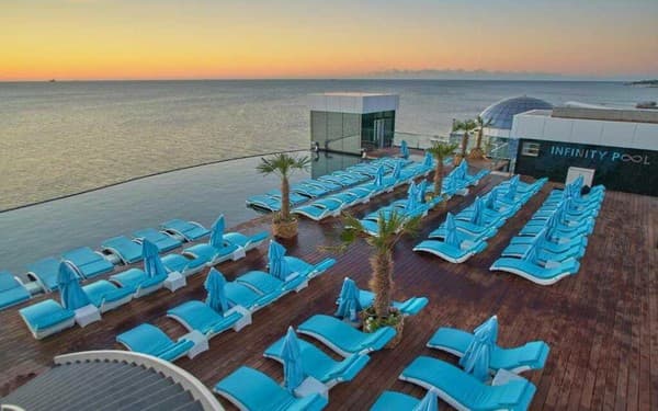 Resort & Spa Hotel NEMO 74