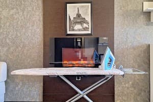 Самая большая кровать в Полтаве. Alex Apartments Круглосуточно бесконтактное заселение 23