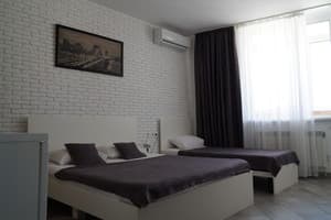 Sky Home Позняки 18