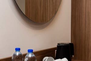 Small Hotel 28