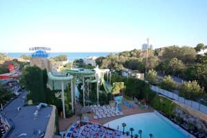 Гостинично-ресторанный комплекс Spatium Medical & Wellness Hotel. Супериор двухместный с раздельными кроватями и видом на море 8